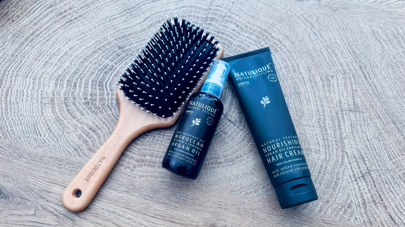 natulique-paddle-brush-argan-oil-hair-cream-trio